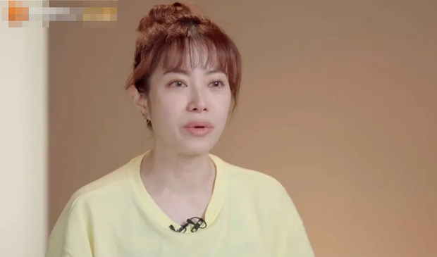 Drama Đạp Gió 2023: Một nữ ca sĩ khiến Giả Tịnh Văn bất bình vì "phá" phần diễn nhóm